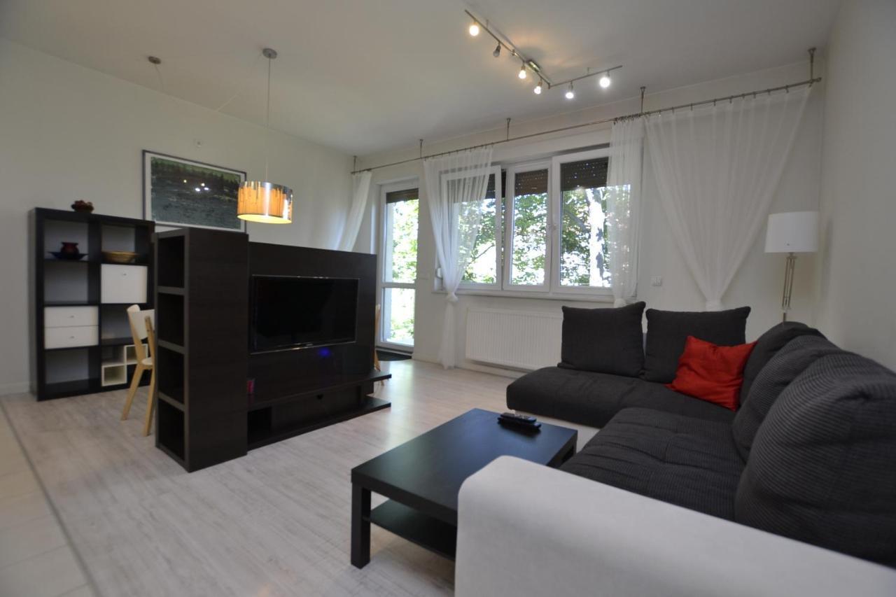 Apartament Bursztynowy Z Garazem -Centrum Gliwic グリヴィツェ エクステリア 写真
