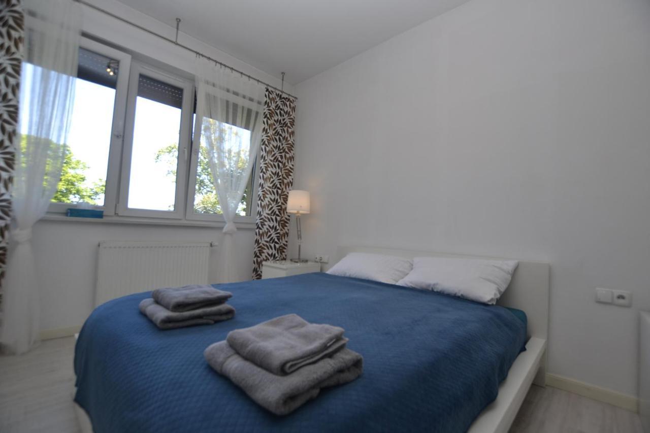Apartament Bursztynowy Z Garazem -Centrum Gliwic グリヴィツェ エクステリア 写真