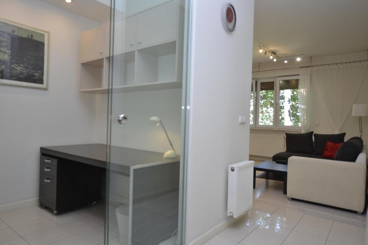 Apartament Bursztynowy Z Garazem -Centrum Gliwic グリヴィツェ エクステリア 写真